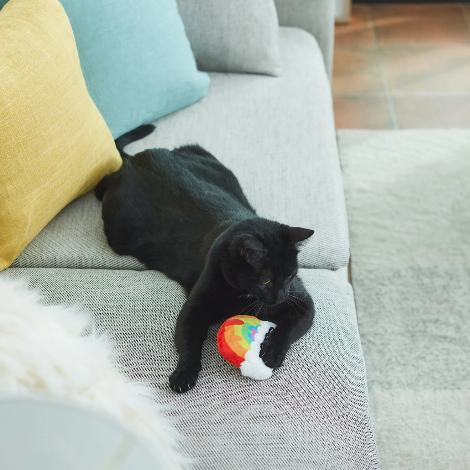 Frisco Pride Rainbow Plush Cat Toy With Silvervine - Image 3